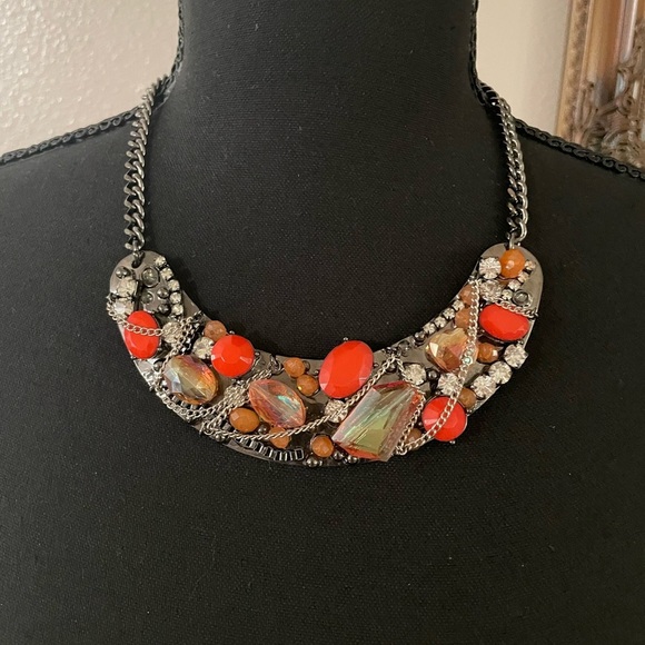 Elegant Multicolor Statement Necklace - Picture 1 of 1